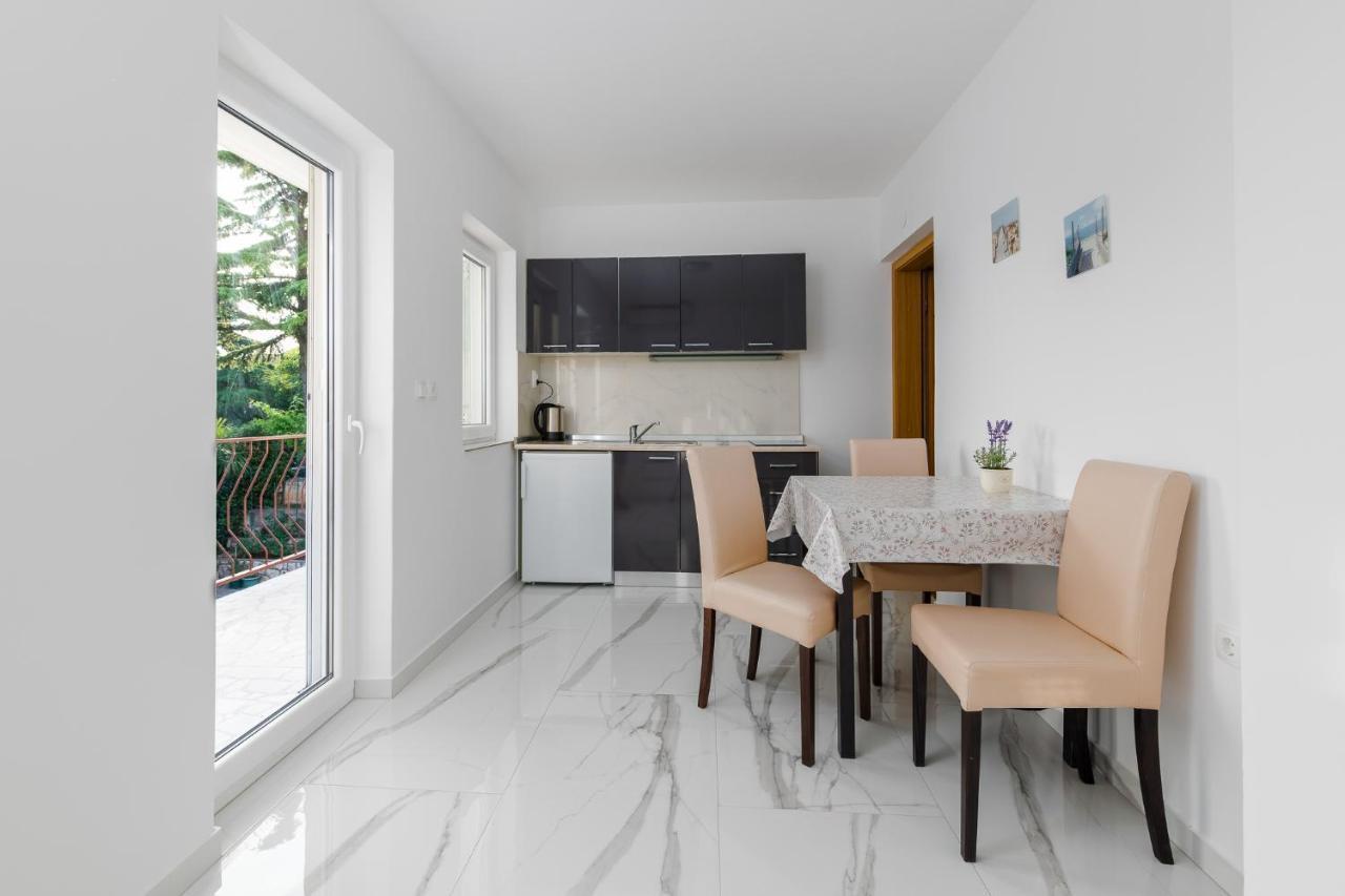 קריקווניצה Apartments Melita מראה חיצוני תמונה